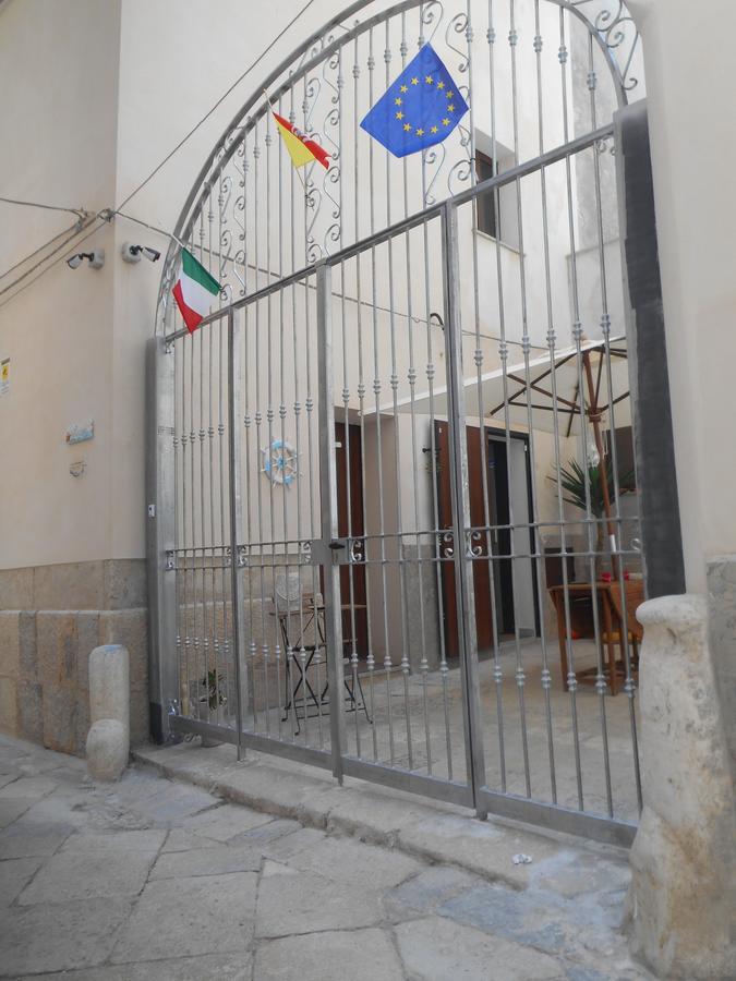 Apartament La Corte Dei Naviganti Trapani Zewnętrze zdjęcie